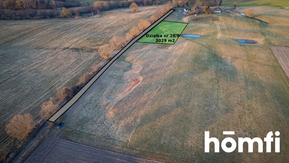 Działka nad jeziorem