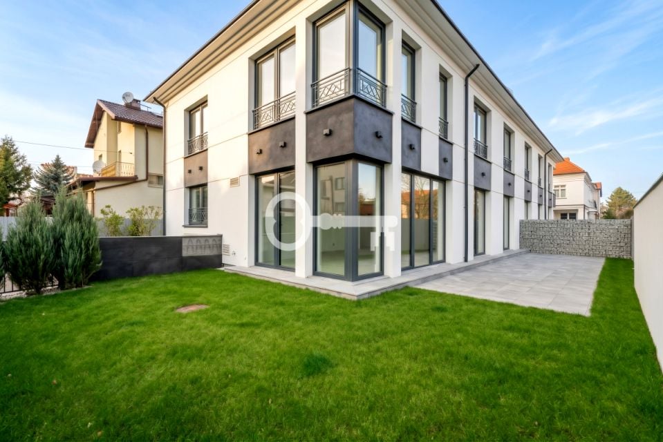 Sprzedam Dom Warszawa - 360 m²