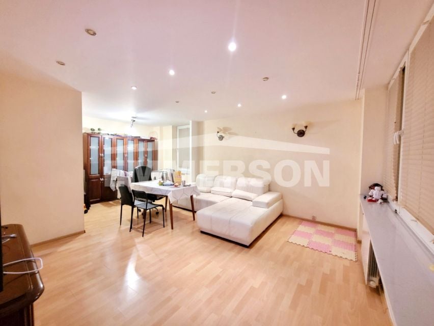 Sprzedam Mieszkanie Warszawa - 75 m²