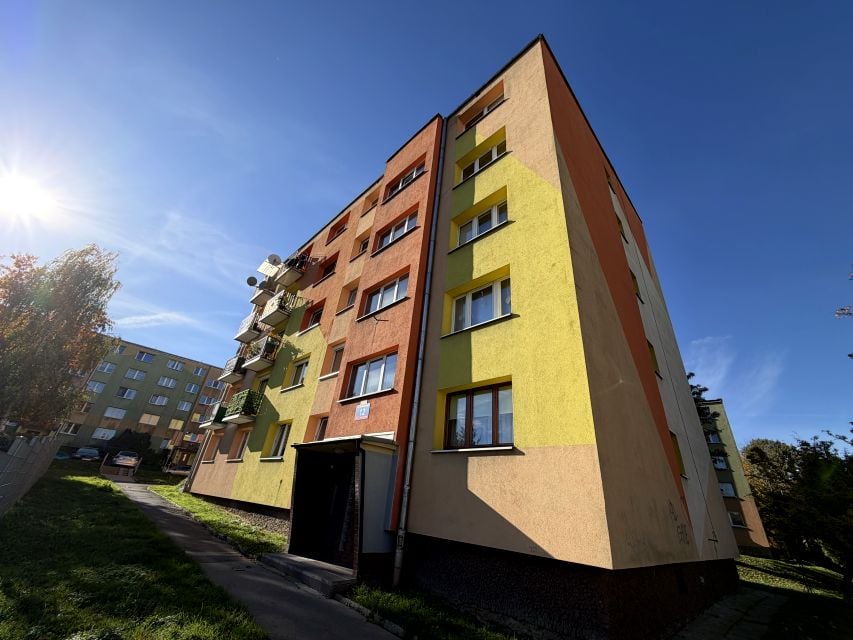 Sprzedam Mieszkanie Wałbrzych - 42,03 m²