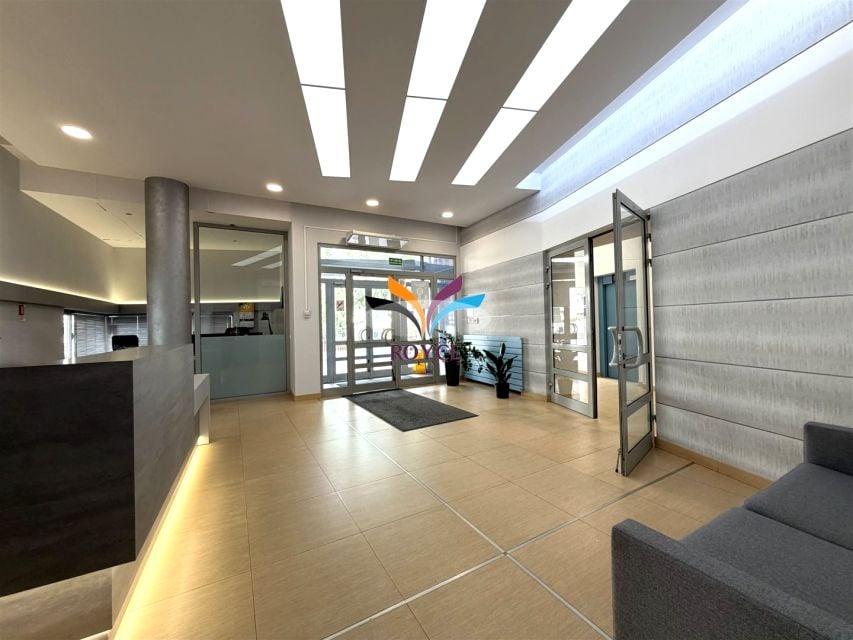 Wynajmę Lokal użytkowy Warszawa - 415,58 m²