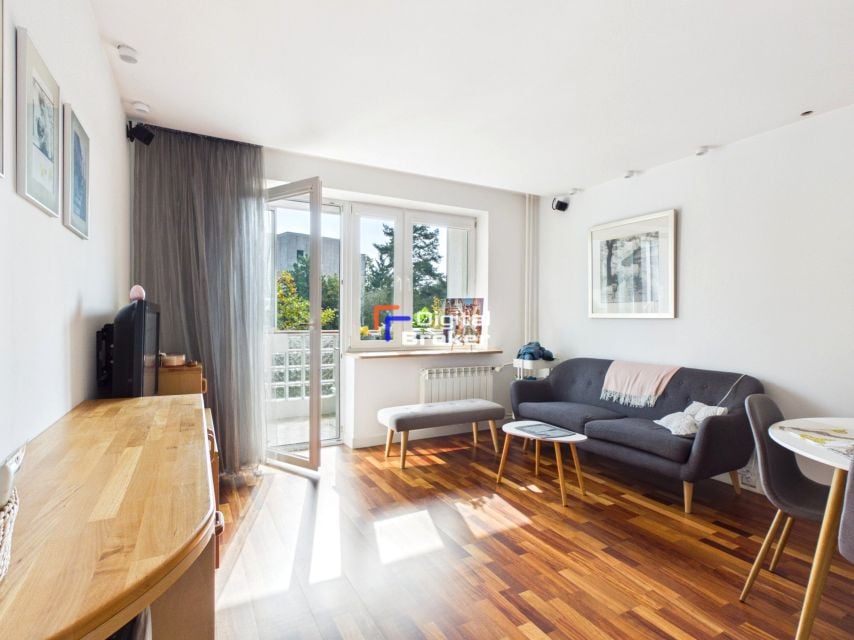 Sprzedam Mieszkanie Warszawa - 63,20 m²