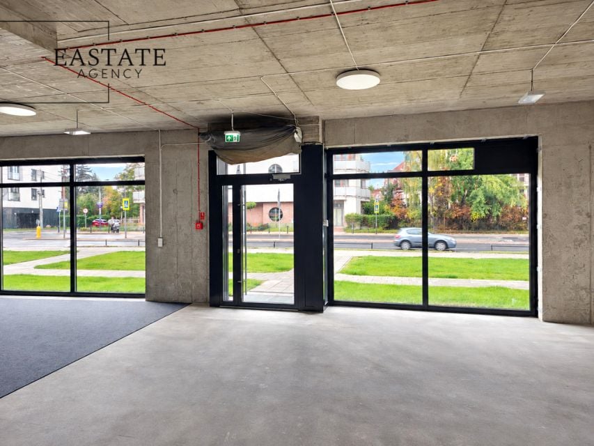 Sprzedam Lokal użytkowy Warszawa - 111,24 m²