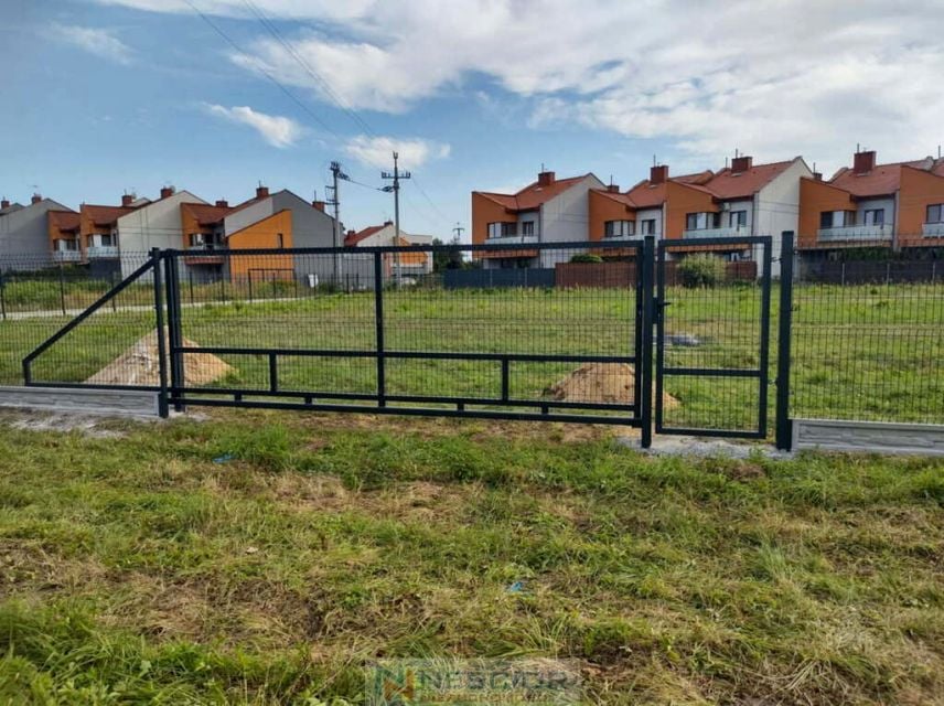 Sprzedam działkę Siedlce - 1 357 m²