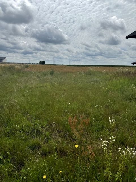 Sprzedam działkę Leszno - 1 890 m²