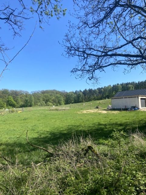 Sprzedam działkę Leszno - 1 079 m²