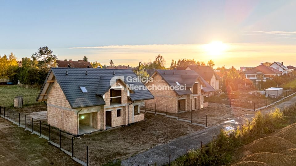Sprzedam Dom Rzeszów - 215,36 m²