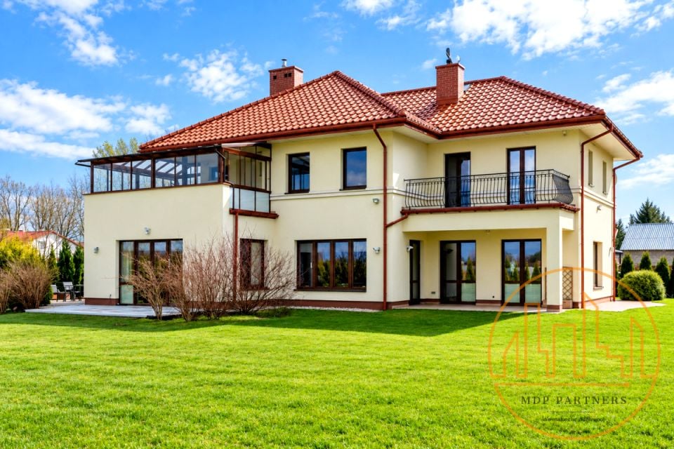 Sprzedam Dom Warszawa - 291,80 m²