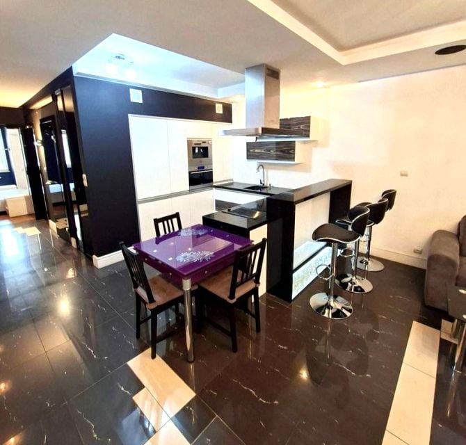 Sprzedam Mieszkanie Warszawa - 76 m²