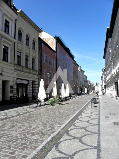Sprzedam Lokal użytkowy Bydgoszcz - 292 m²