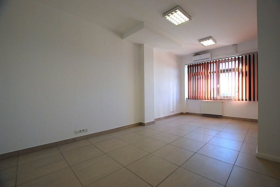 Wynajmę Lokal użytkowy Kielce - 58,35 m²