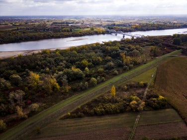 Działka nad rzeką