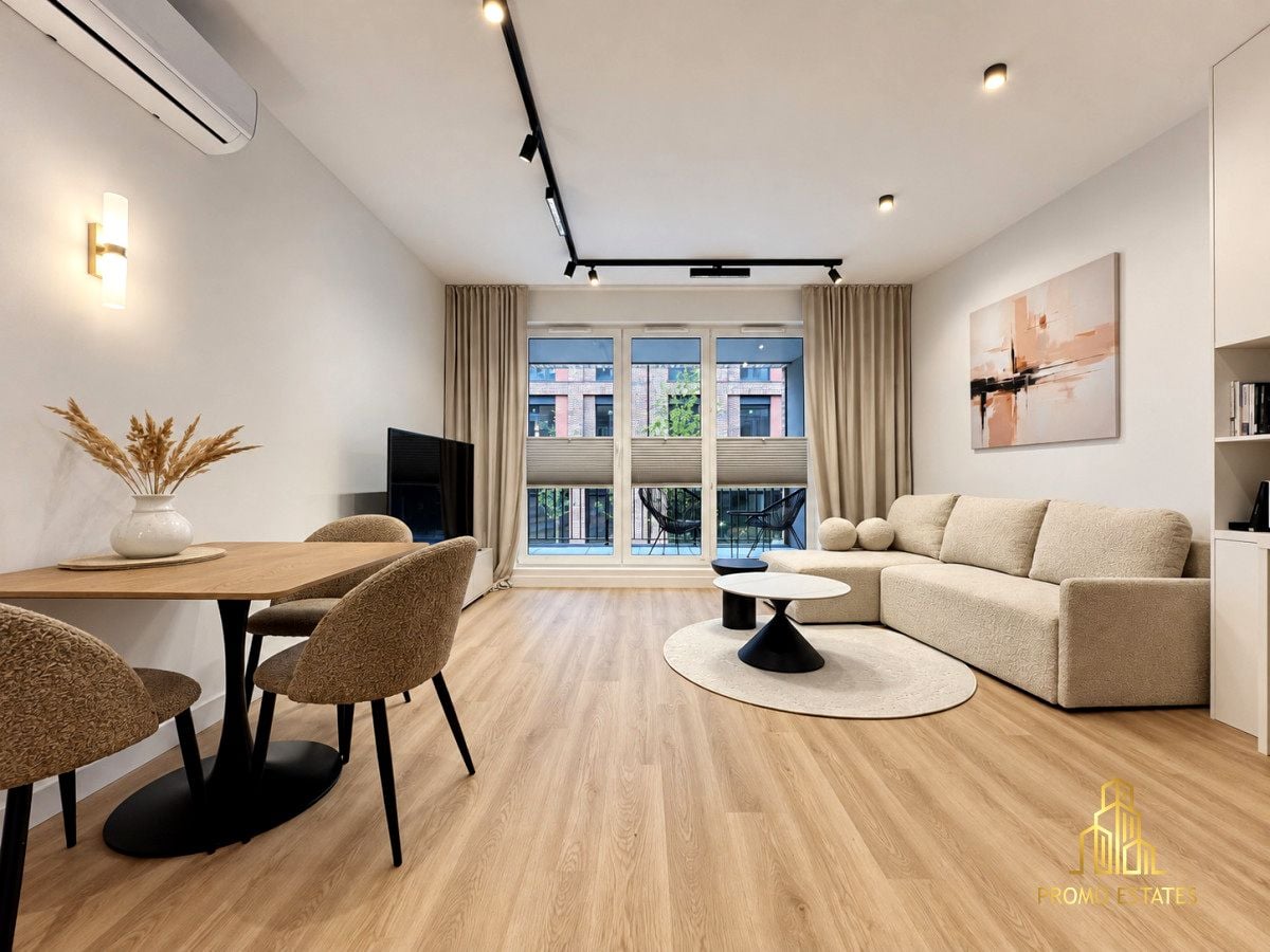 Mieszkanie 2-pok. 43 m², Stare Miasto, ul. Stwosza, zdjęcie 4