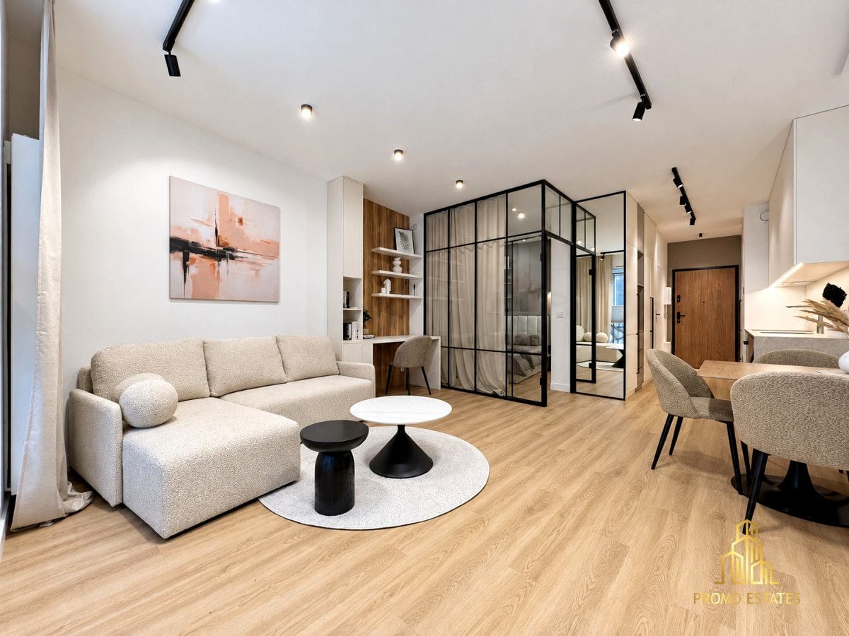 Mieszkanie 2-pok. 43 m², Stare Miasto, ul. Stwosza, zdjęcie 2