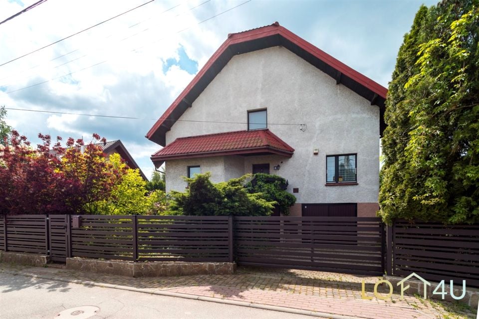 Sprzedam Dom Katowice - 370 m²
