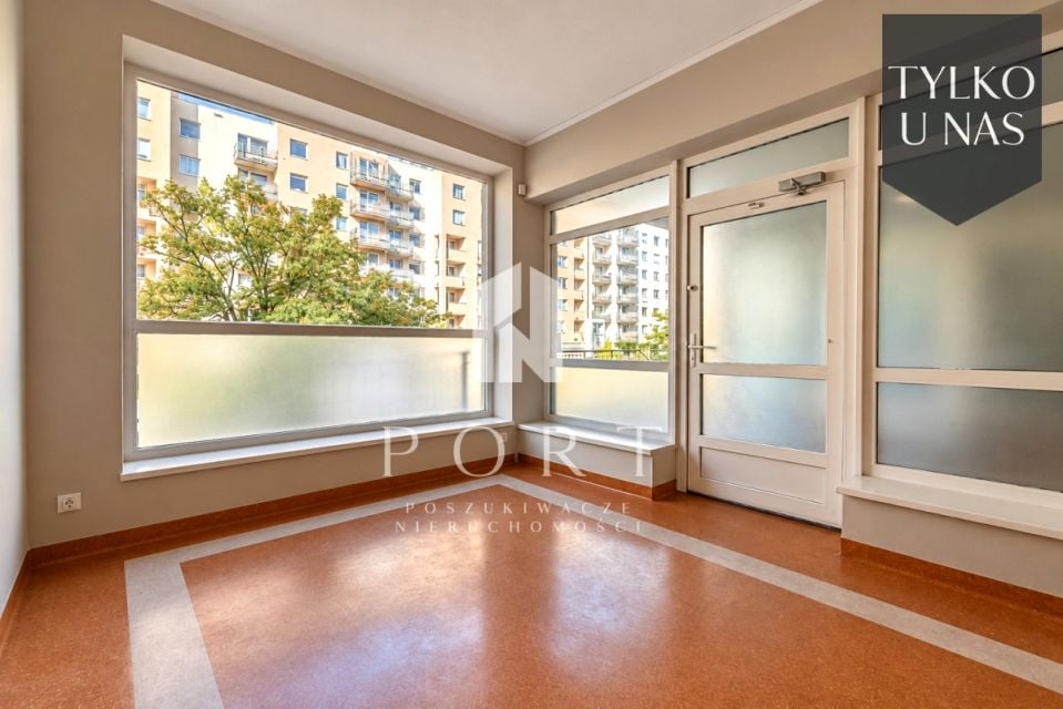 Sprzedam Lokal użytkowy Gdynia - 45,70 m²