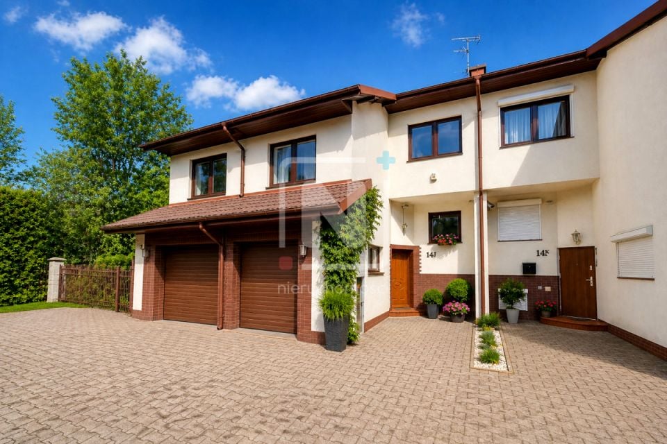 Sprzedam Dom Warszawa - 240 m²