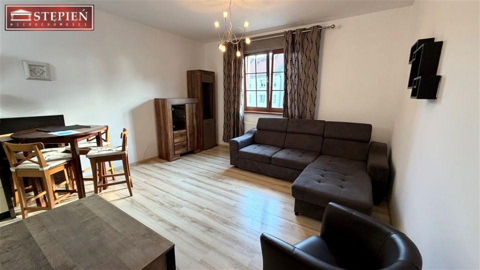 Wynajmę Mieszkanie Jelenia Góra - 48,40 m²