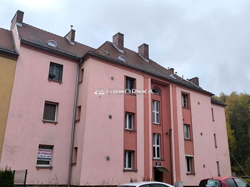 Sprzedam Mieszkanie Wałbrzych - 111,28 m²
