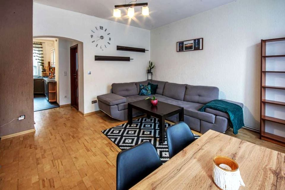 Sprzedam Mieszkanie Wałbrzych - 49 m²
