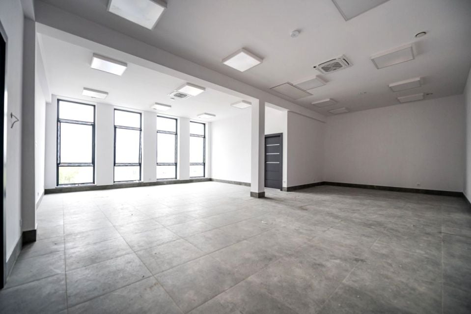 Wynajmę Lokal użytkowy Rzeszów - 100 m²