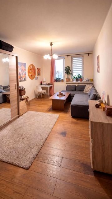 Sprzedam Mieszkanie Warszawa - 42 m²