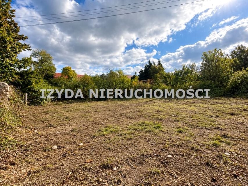 Pusta działka Pastuchów
