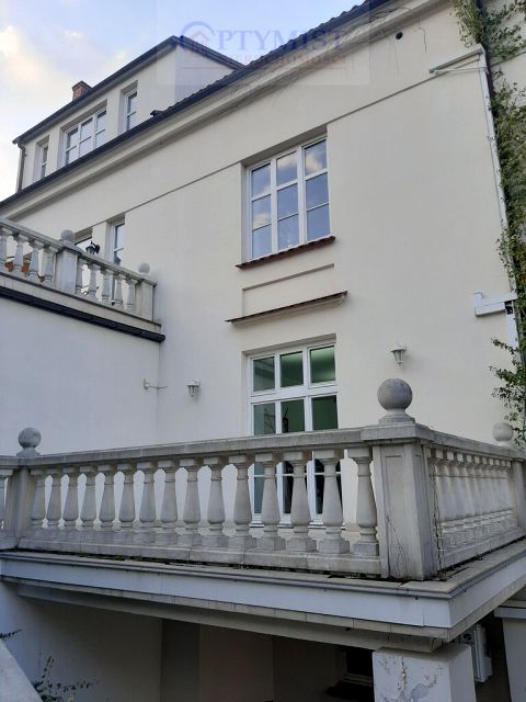 Wynajmę Dom Warszawa - 700 m²