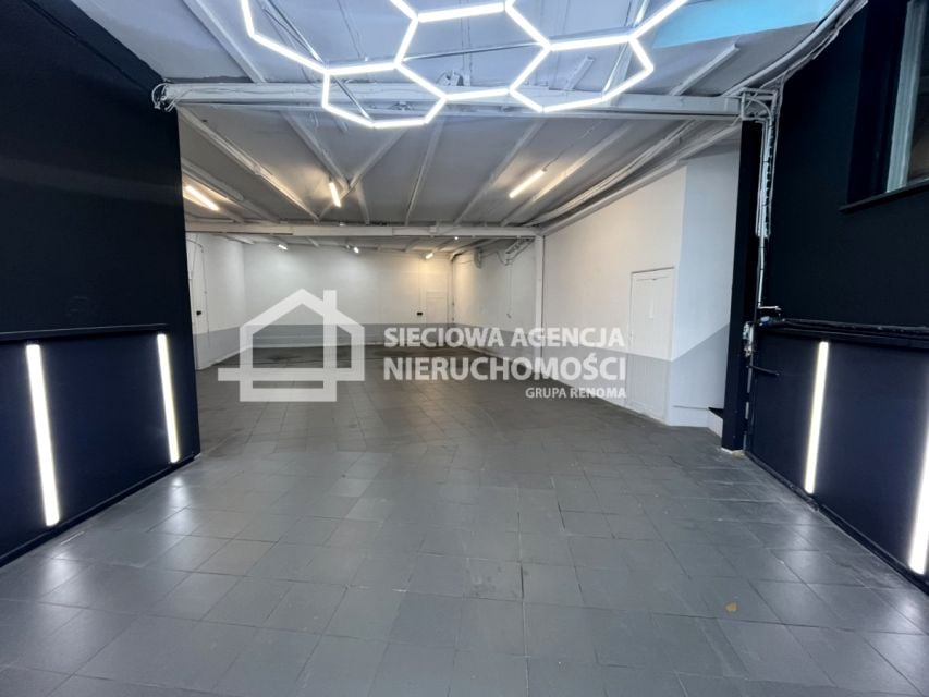 Wynajmę Lokal użytkowy Gdynia - 200 m²
