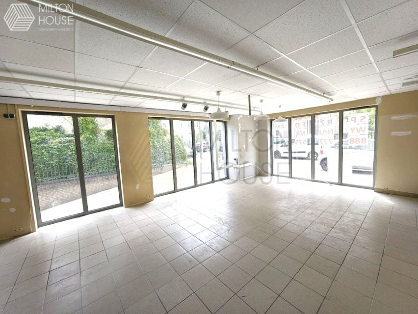 Sprzedam Lokal użytkowy Warszawa - 81,26 m²