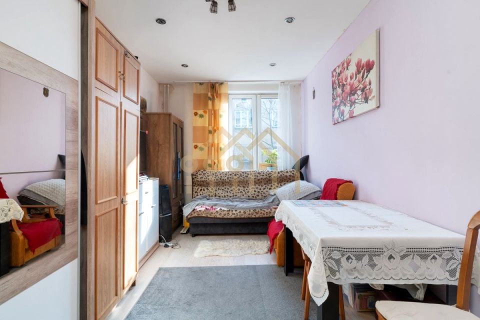 Sprzedam Mieszkanie Warszawa - 30 m²