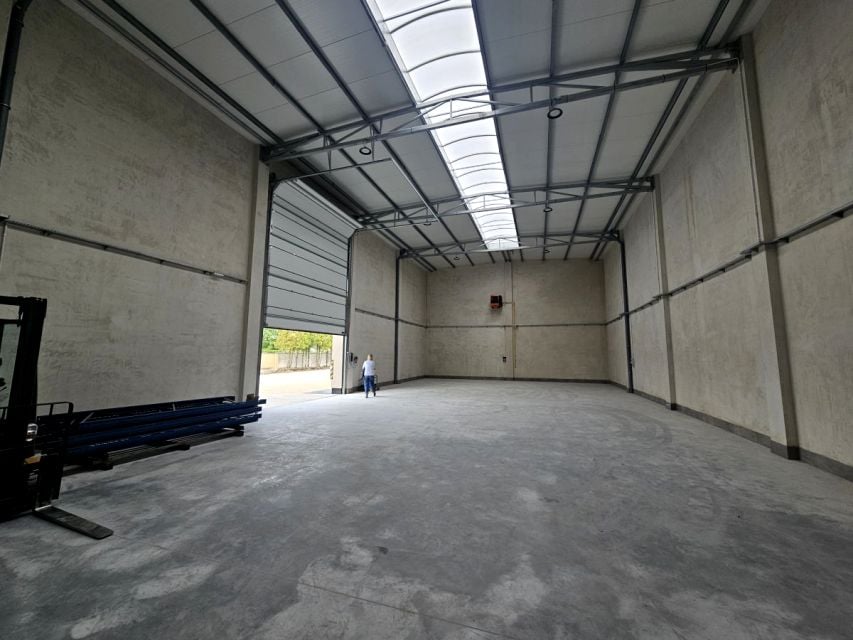 Budynek użytkowy Komorniki