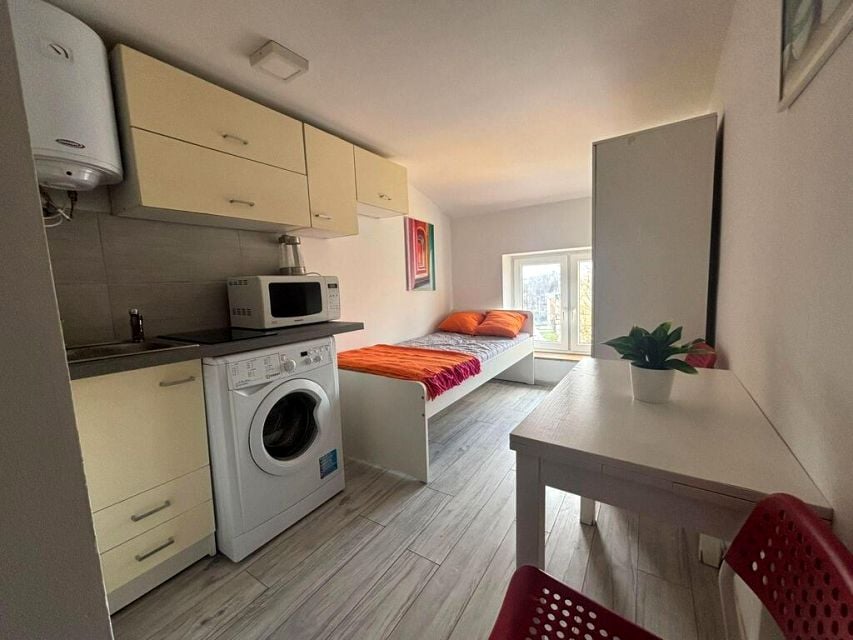 Wynajmę Mieszkanie Łódź - 12 m²