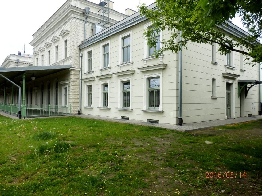 Lokal Handlowy, Plac Legionów