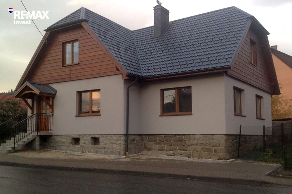 Dom Ujsoły