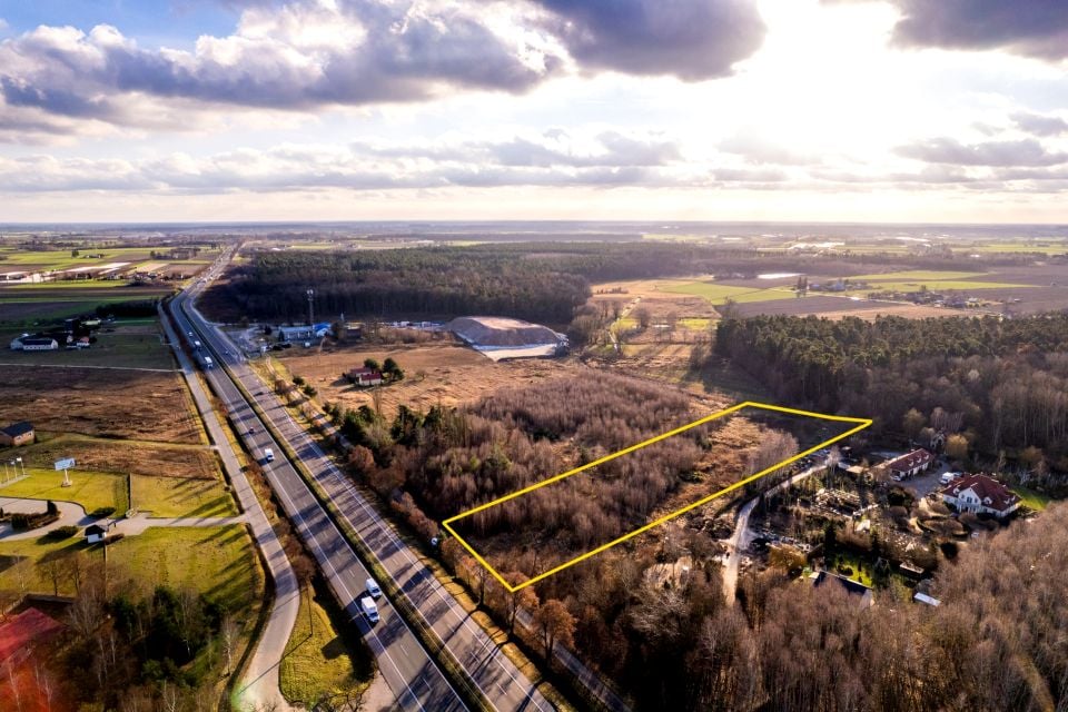 Działka usługowa sprzedam