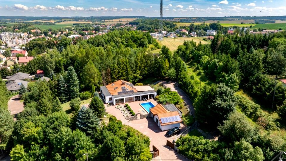 Dom Dzierzgoń