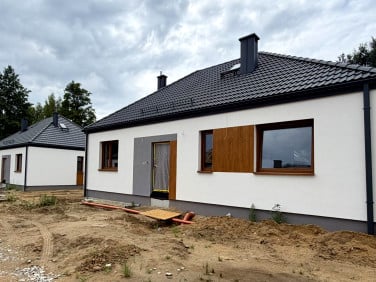 Dom Dobroszów Oleśnicki