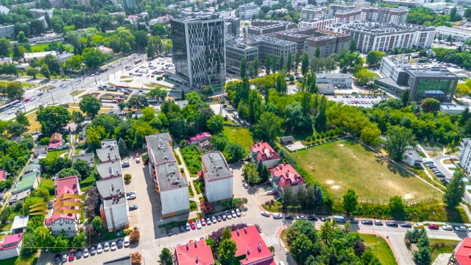 Działka usługowa sprzedam