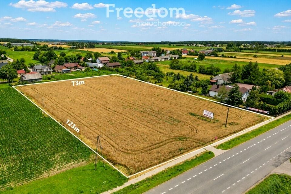 Działka usługowa Broszków