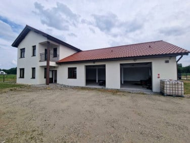 Dom Jelcz-Laskowice