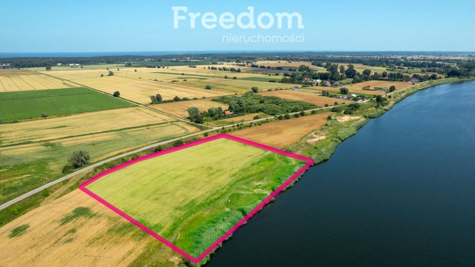 Działka nad rzeką