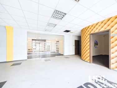 Budynek użytkowy Dobrów