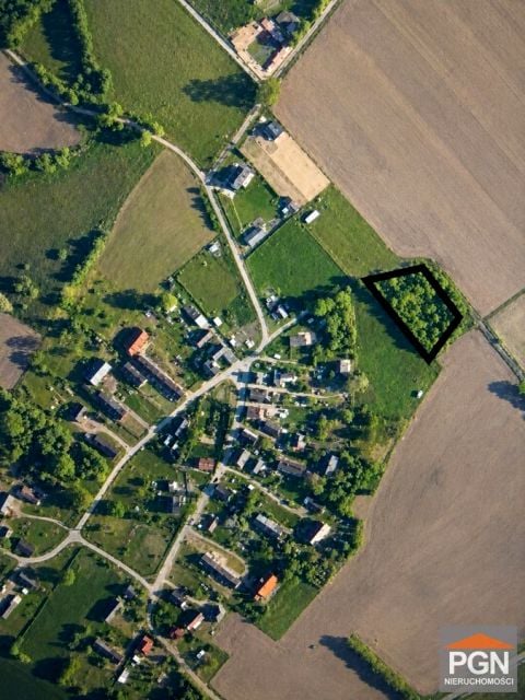 Zalesiona działka Rewal