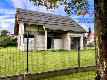 Dom z garażem