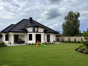 Dom Kobylarnia sprzedaż