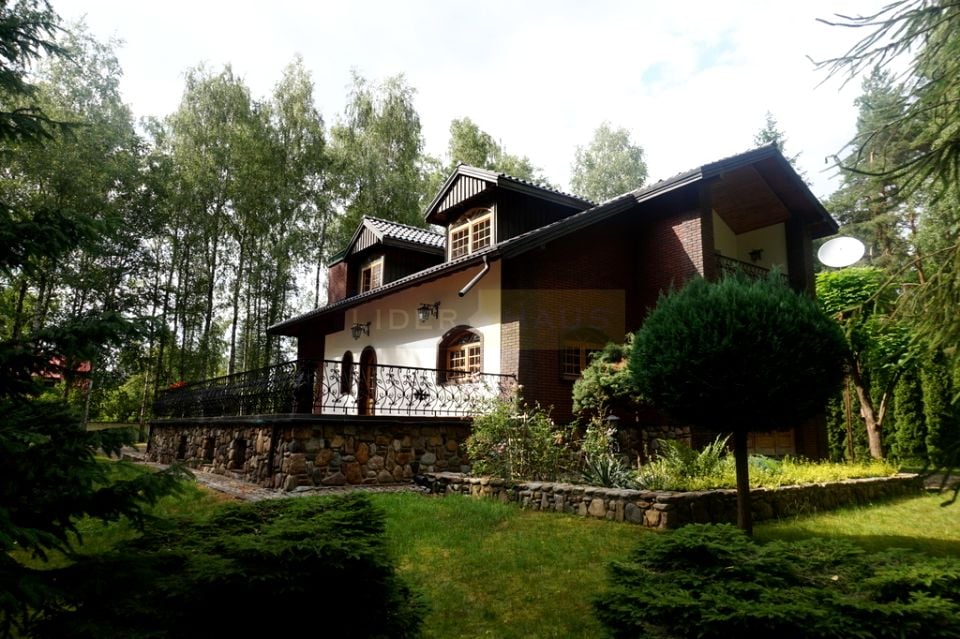 Dom Dąbrowa