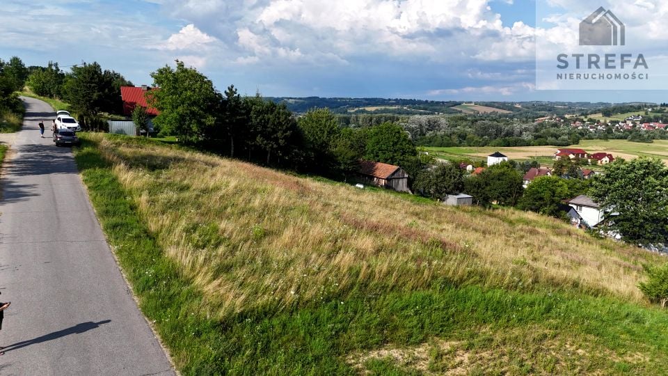 Działka budowlano-rolna Dąbrówka Tuchowska