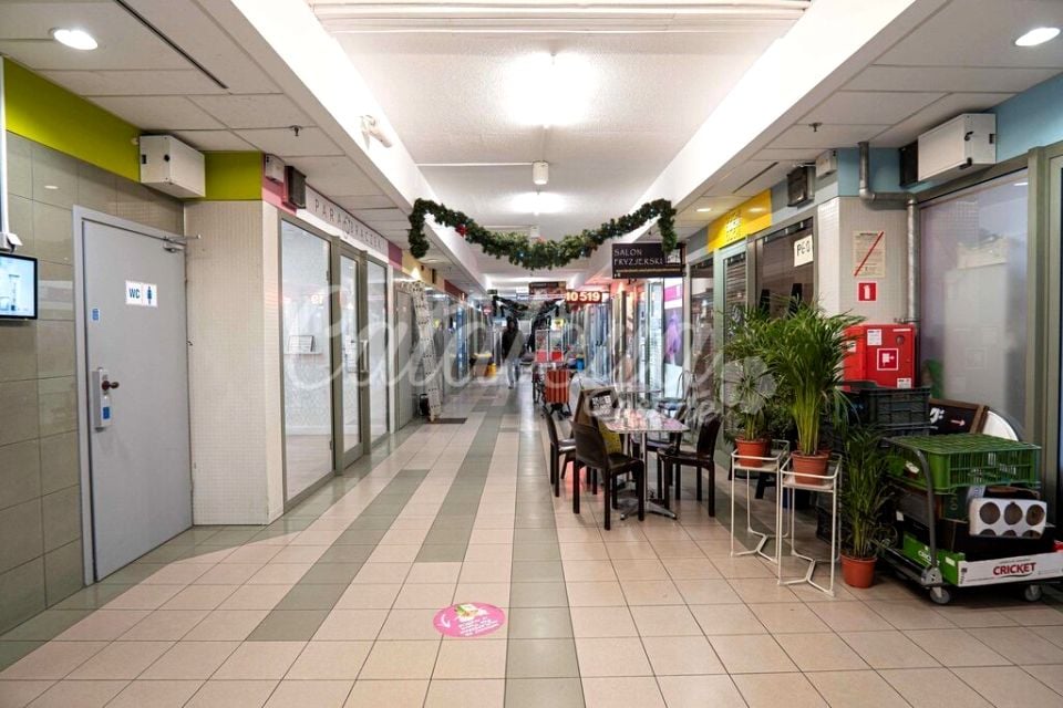 Budynek użytkowy Warszawa