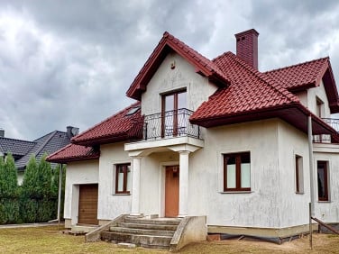 Dom Niepołomice